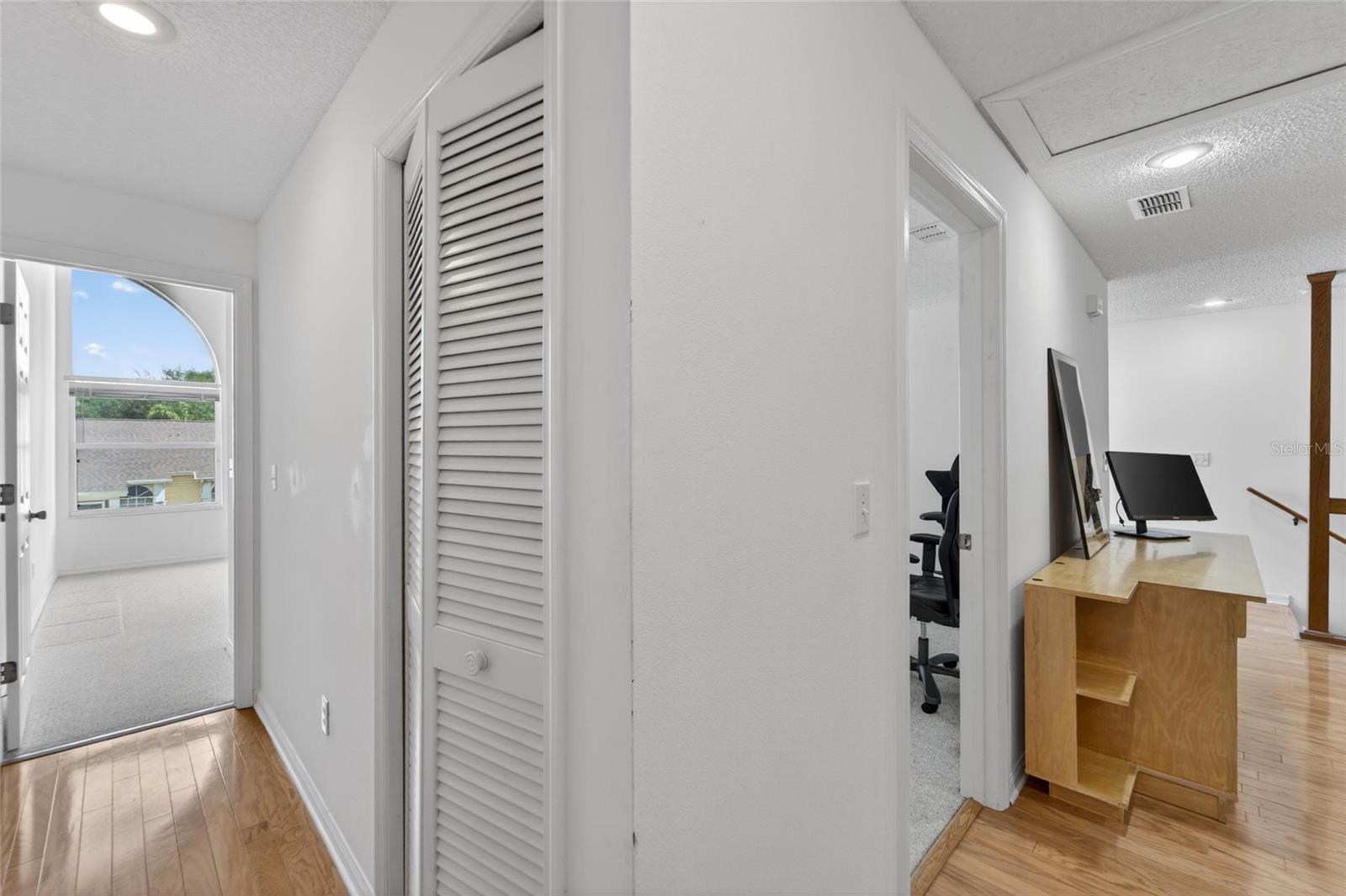 Image 50 of 78 For 1050 Starkey Road 509