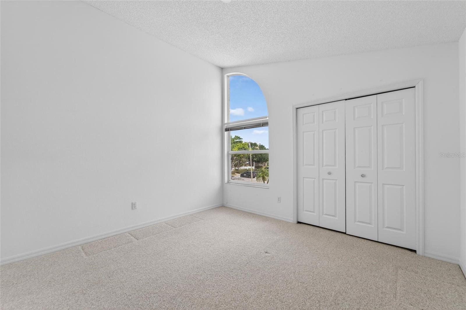 Image 52 of 78 For 1050 Starkey Road 509