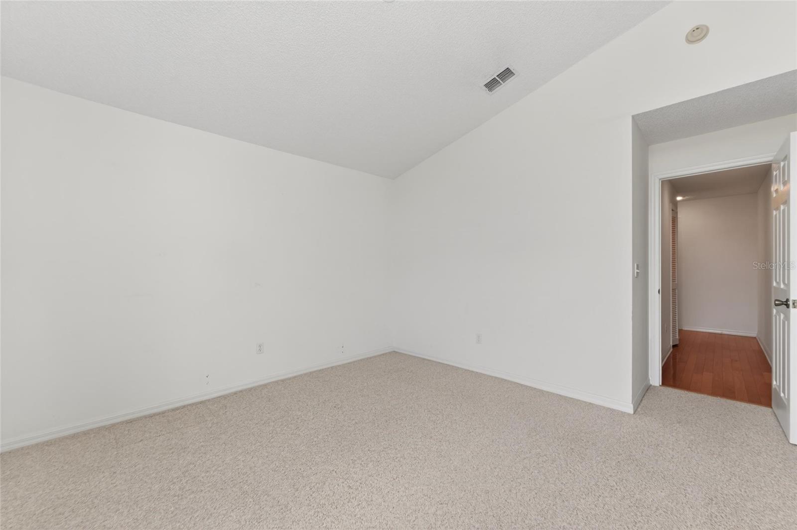 Image 53 of 78 For 1050 Starkey Road 509