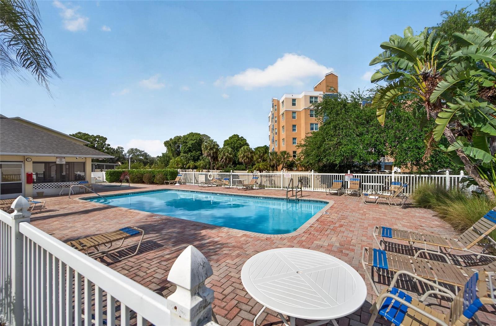 Image 58 of 78 For 1050 Starkey Road 509