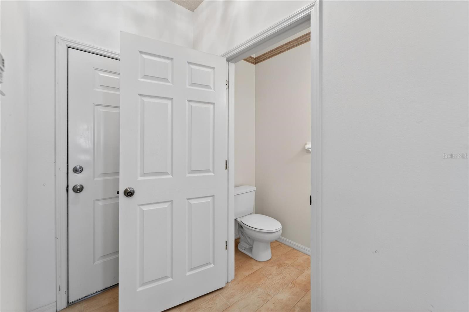 Image 7 of 78 For 1050 Starkey Road 509