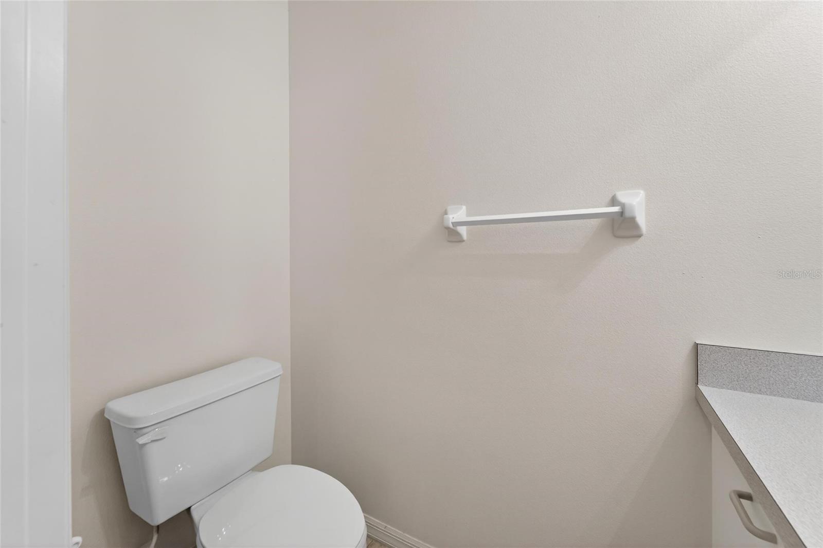 Image 9 of 78 For 1050 Starkey Road 509