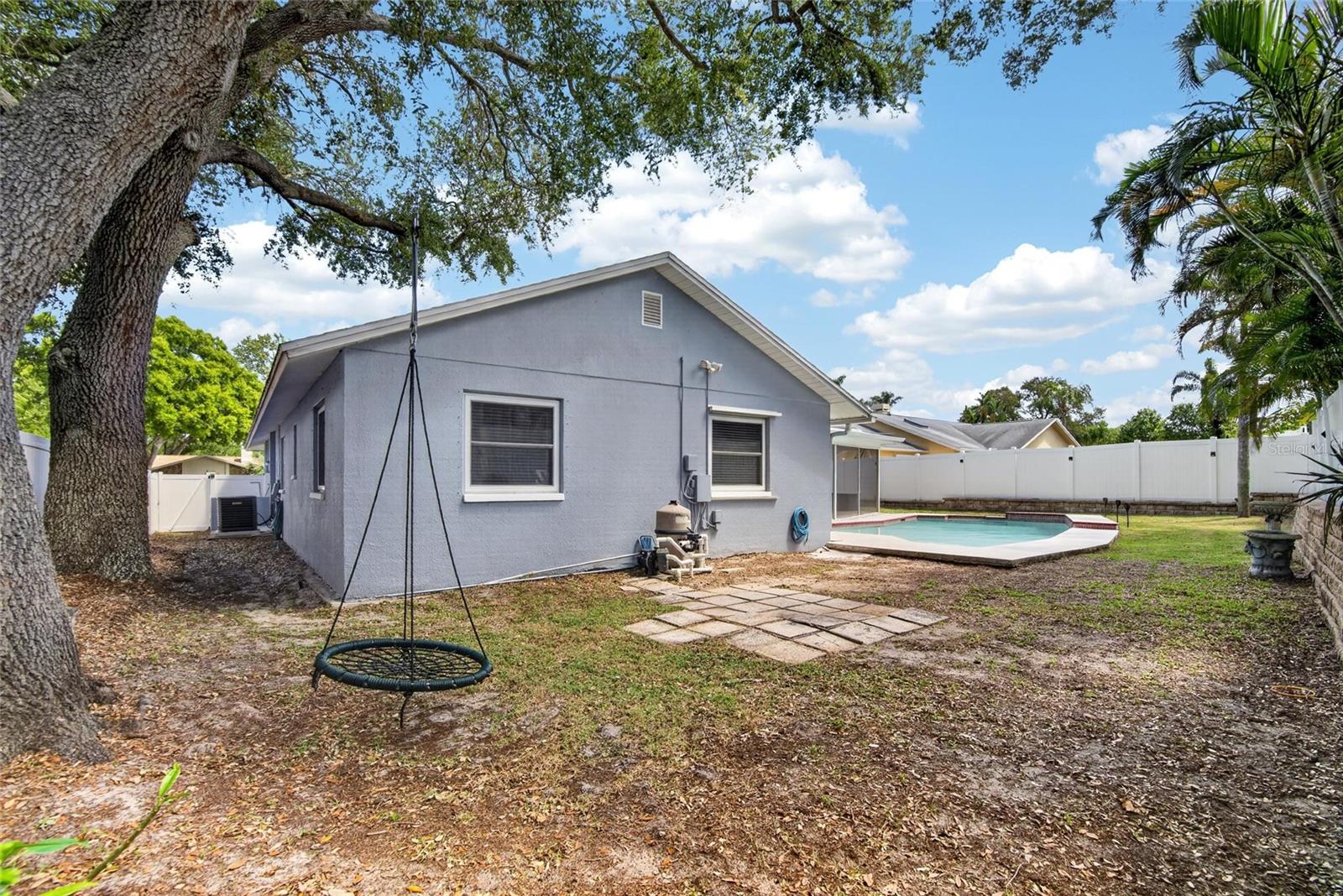 Image 40 of 48 For 1668 Allens Ridge Drive N