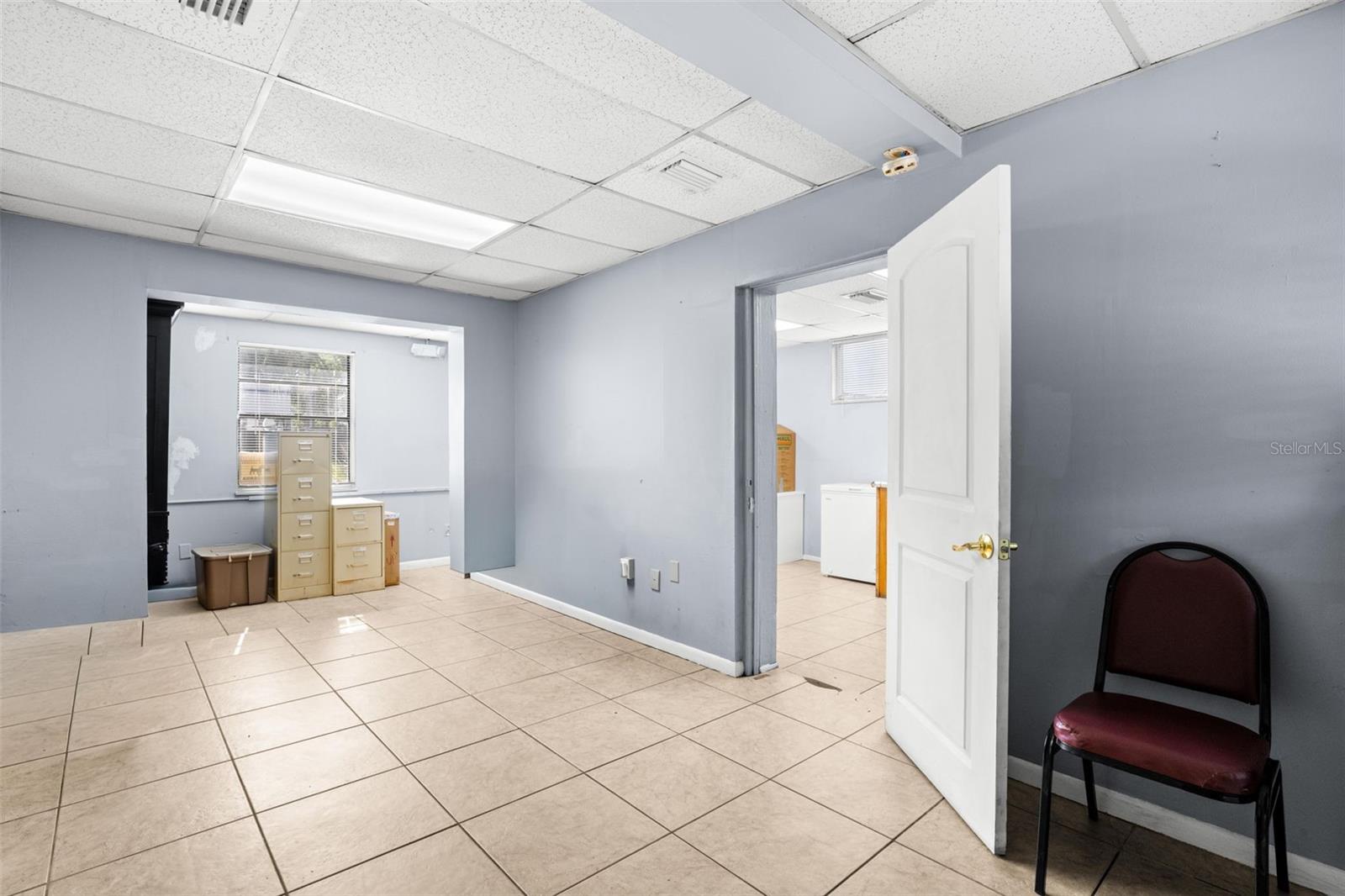 Image 14 of 30 For 110 Lincoln Avenue