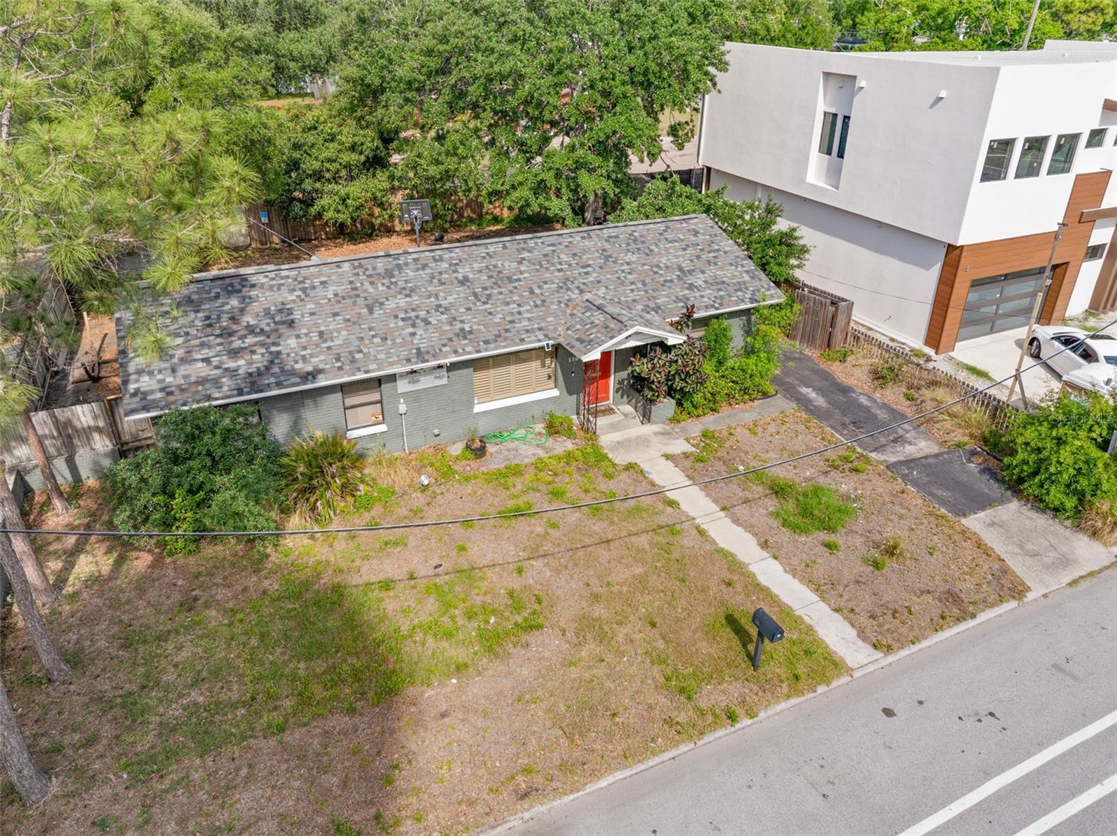 Image 24 of 30 For 110 Lincoln Avenue