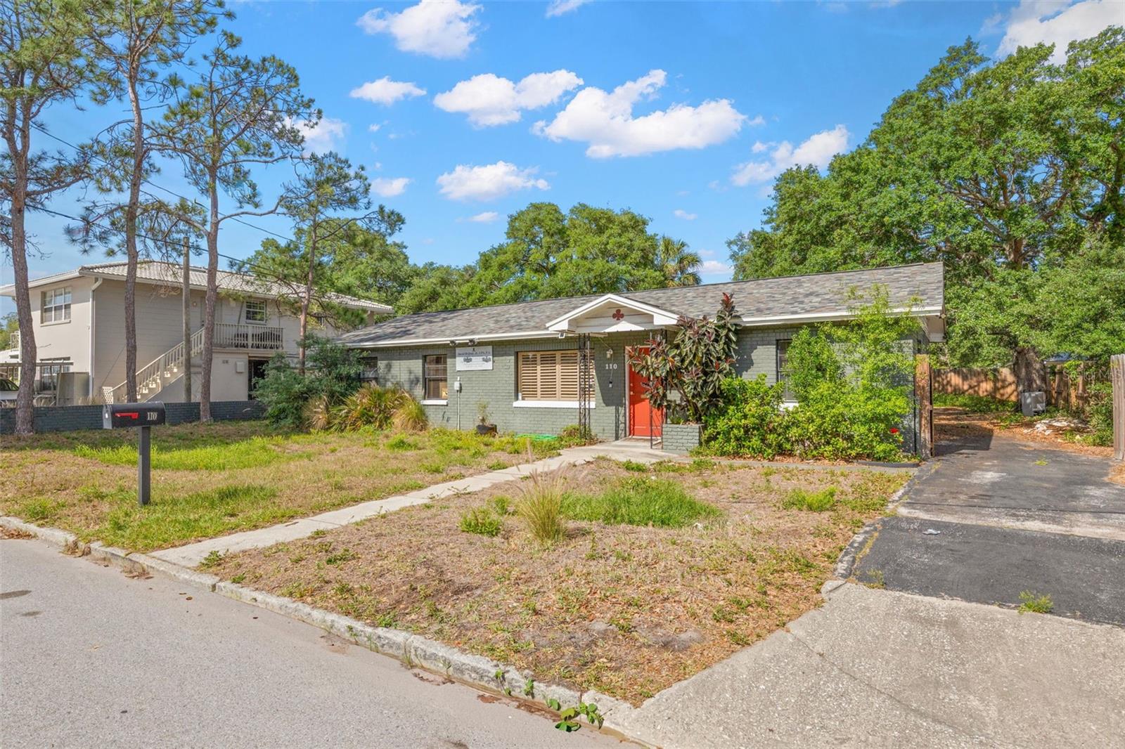 Image 28 of 30 For 110 Lincoln Avenue