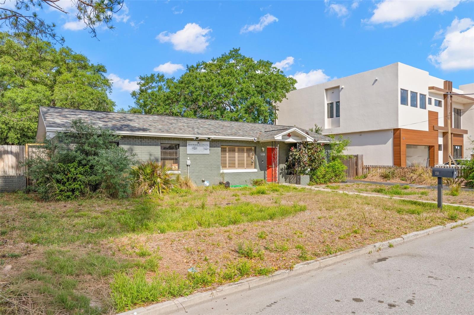 Image 3 of 30 For 110 Lincoln Avenue