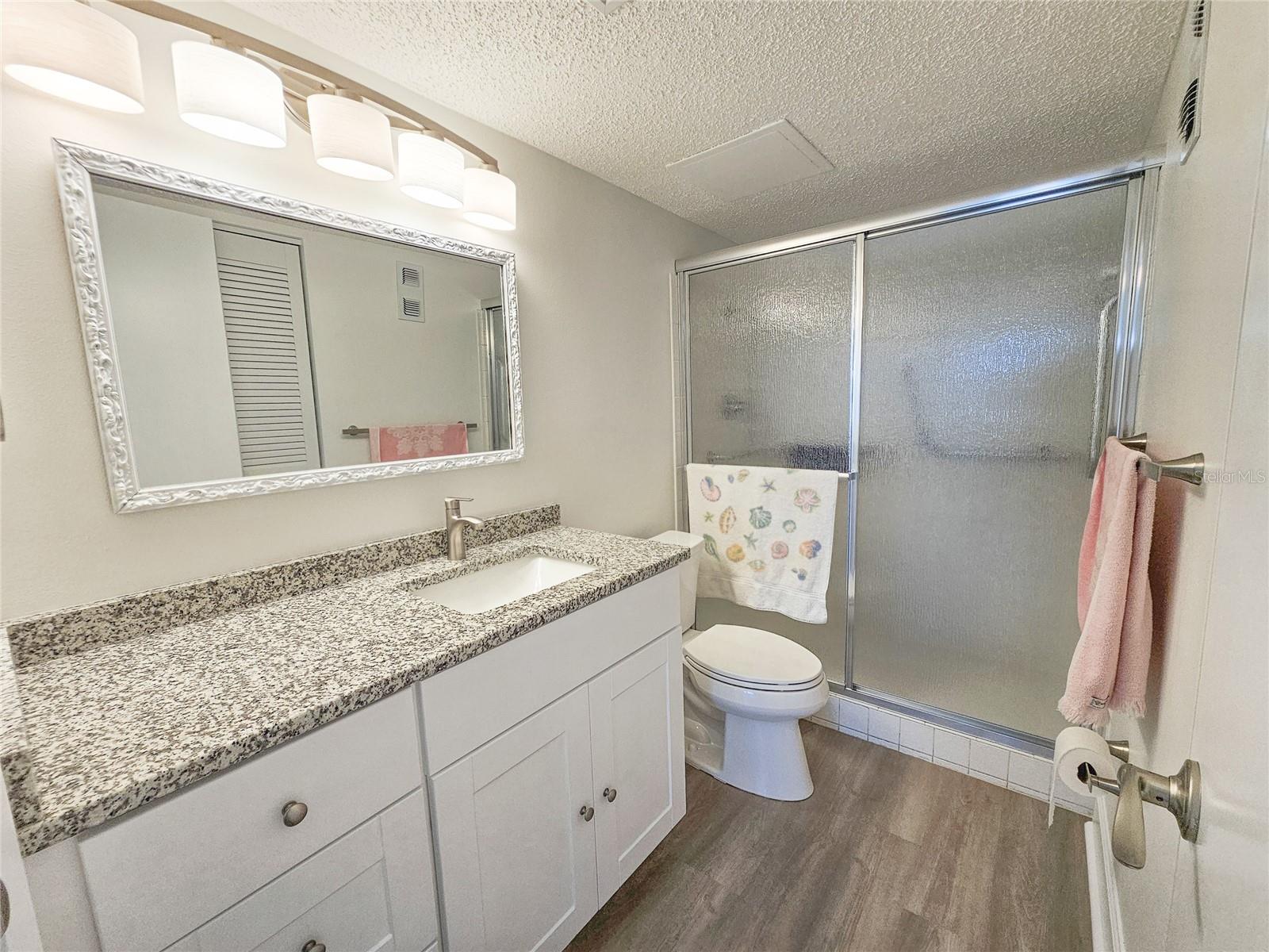 Image 16 of 36 For 5980 Shore Boulevard S 405