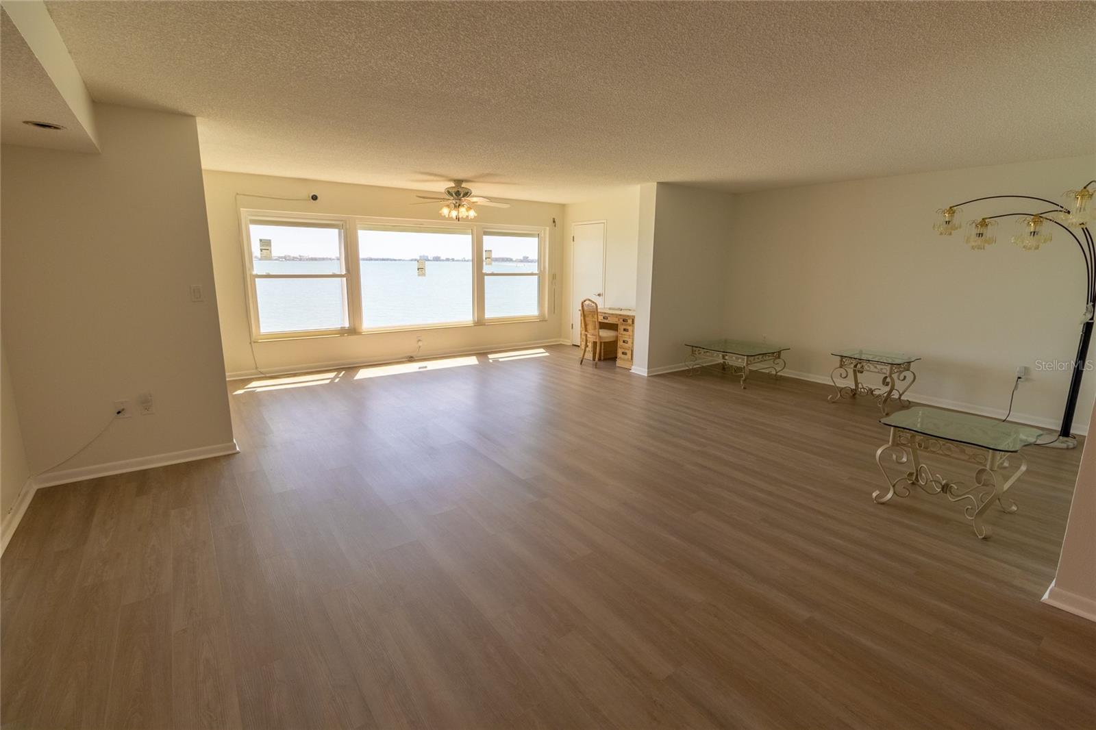 Image 7 of 36 For 5980 Shore Boulevard S 405