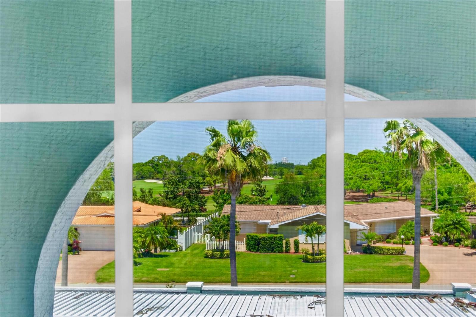 Image 19 of 20 For 701 Poinsettia Road 308