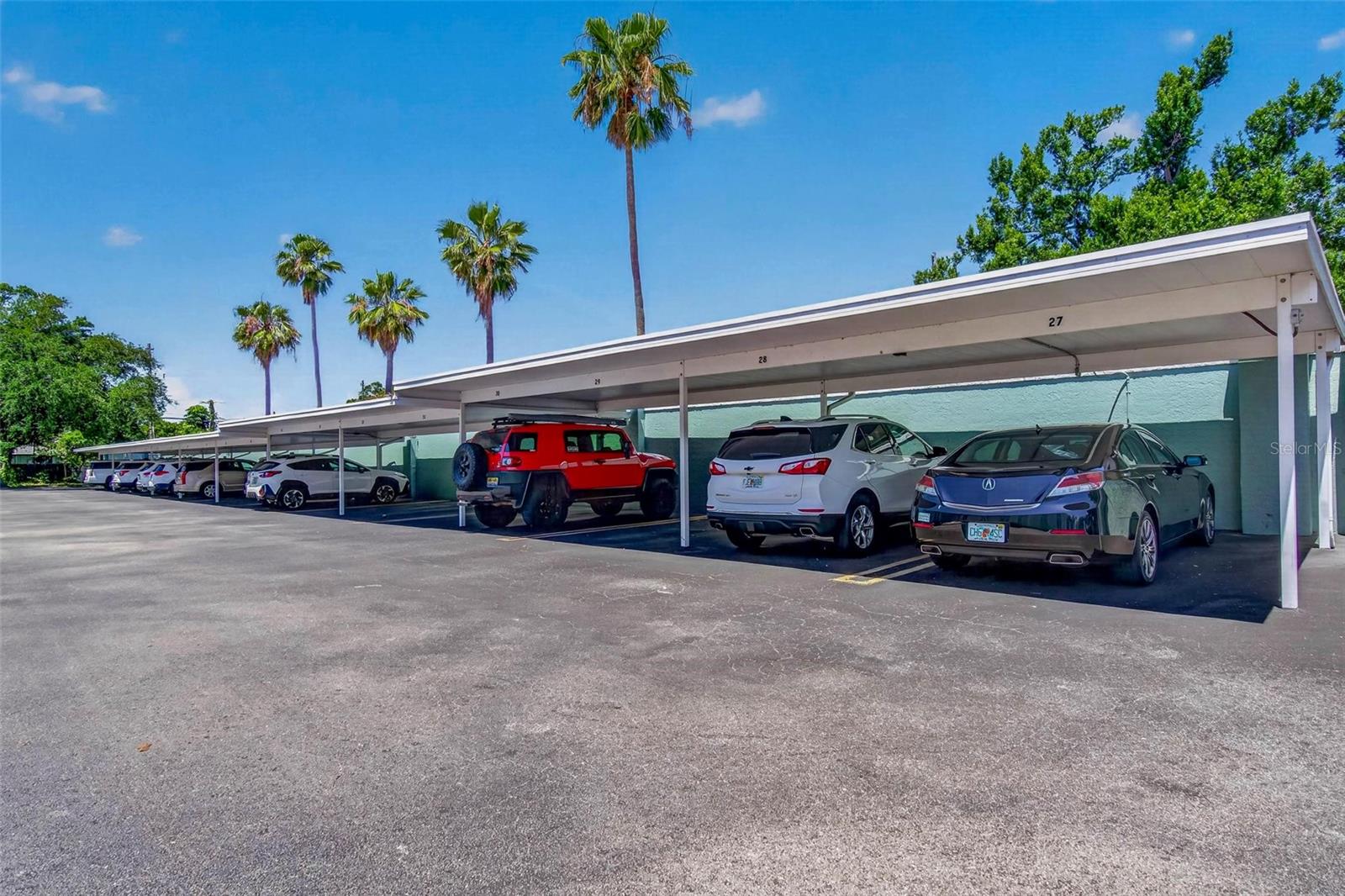 Image 2 of 20 For 701 Poinsettia Road 308