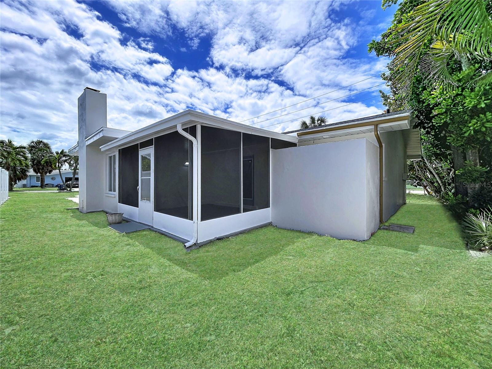 Image 18 of 87 For 1401 Gulf Boulevard