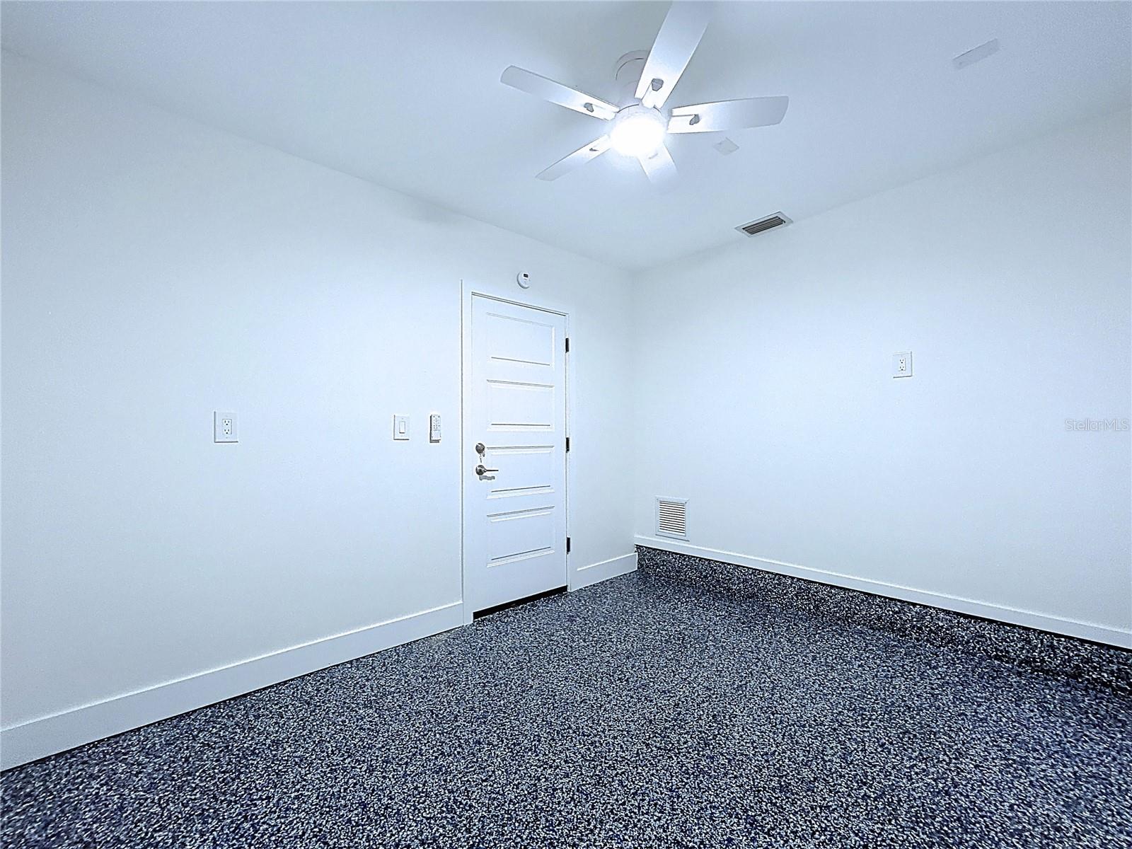 Image 30 of 87 For 1401 Gulf Boulevard