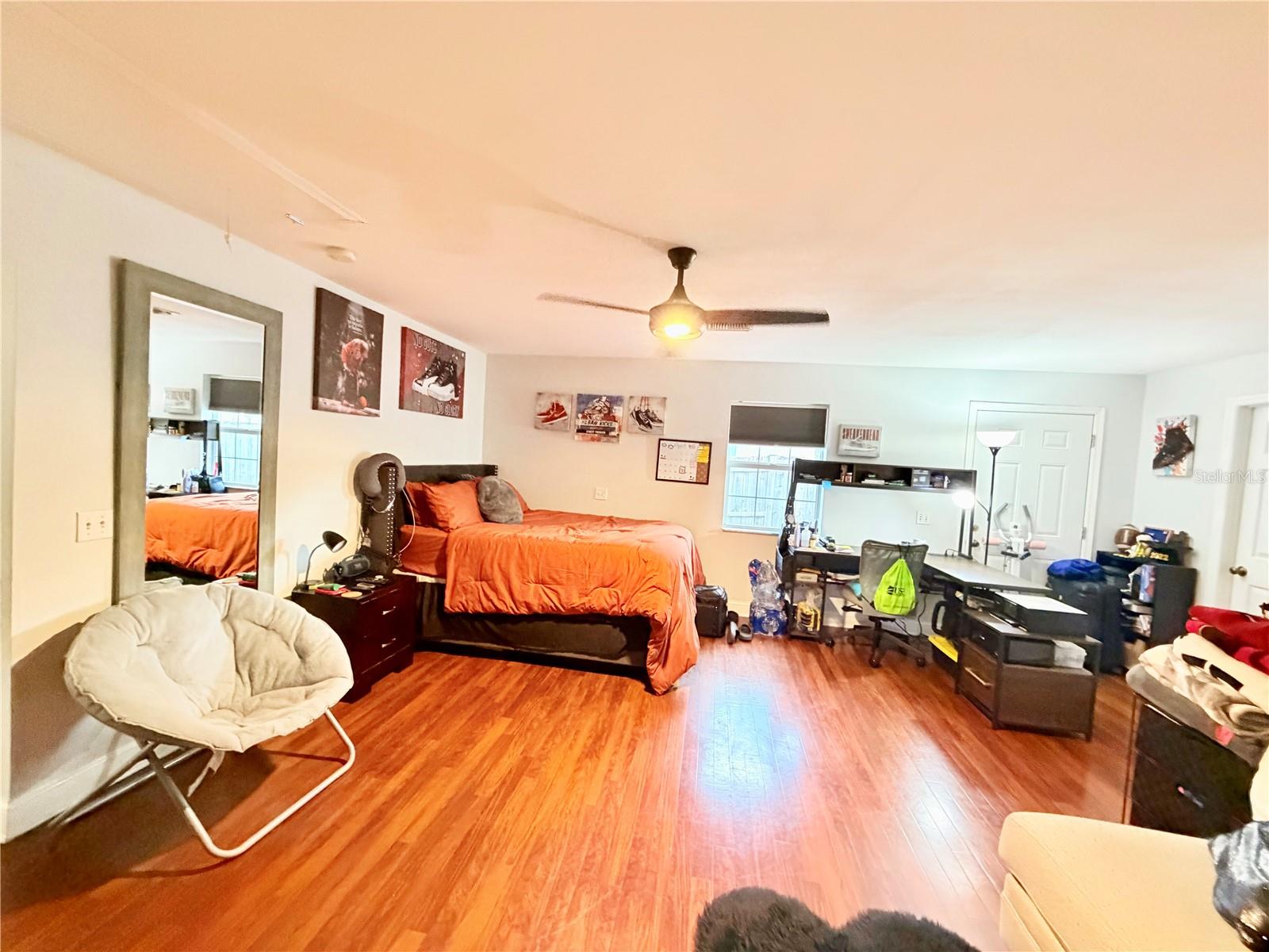 Image 32 of 41 For 1880 Oak Forest Drive E