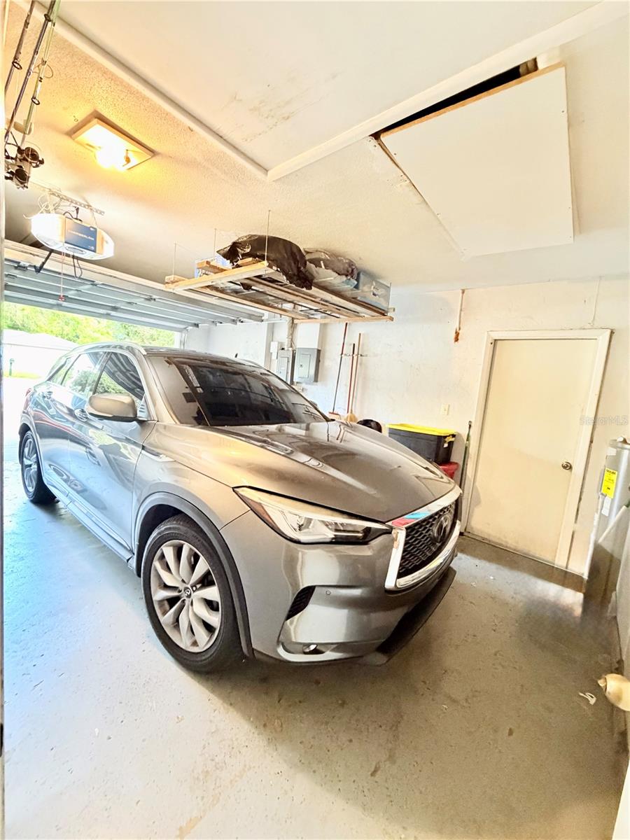 Image 35 of 41 For 1880 Oak Forest Drive E