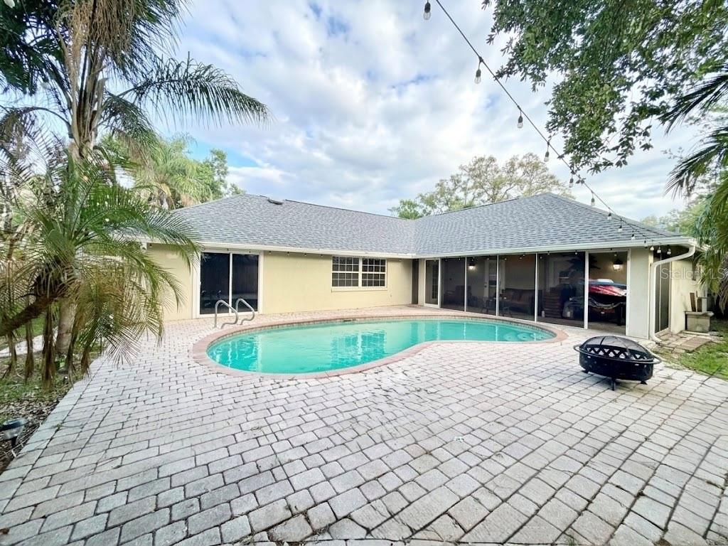 Image 39 of 41 For 1880 Oak Forest Drive E