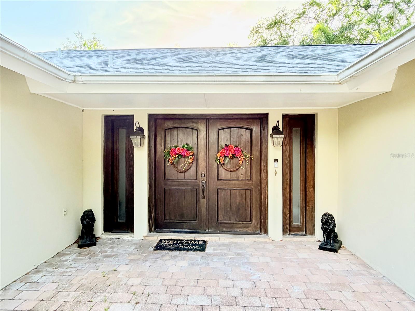 Image 6 of 41 For 1880 Oak Forest Drive E