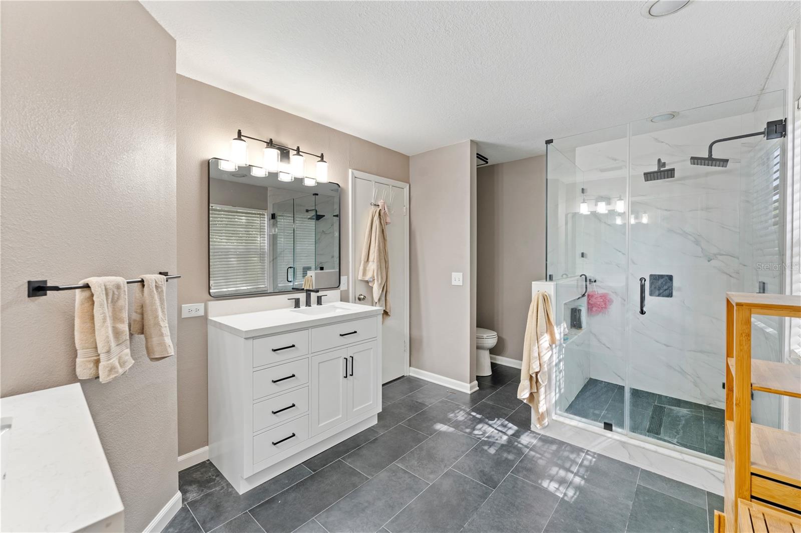 Image 20 of 56 For 9758 Fox Hollow Road