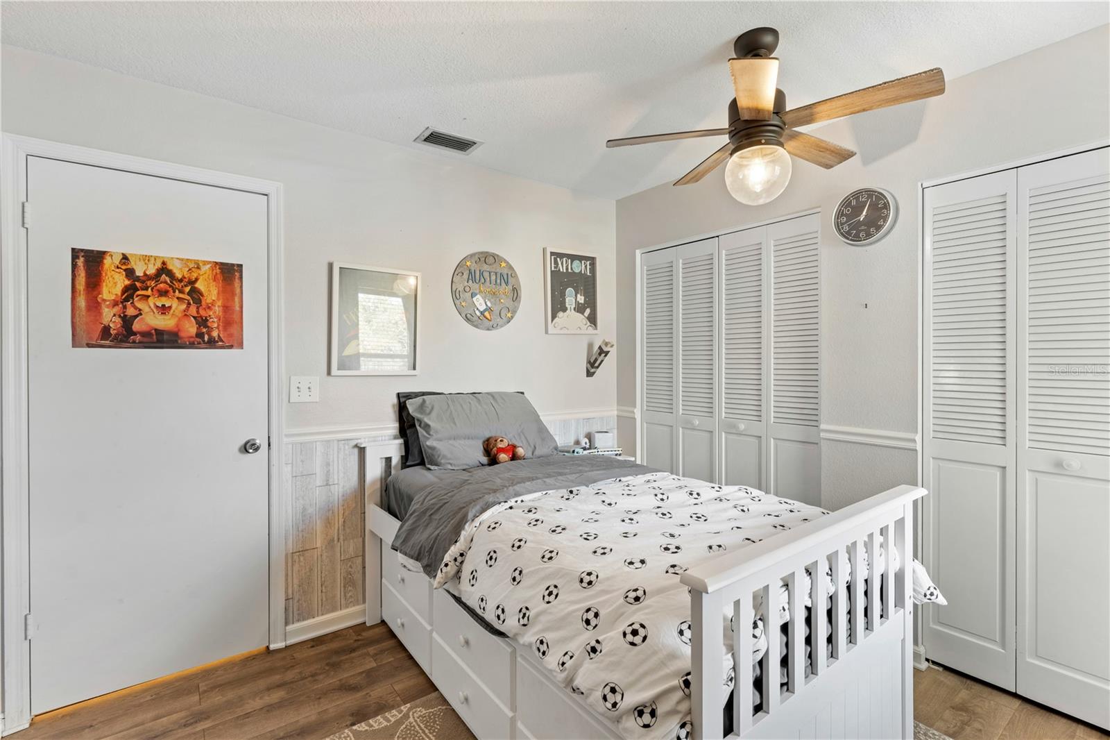 Image 23 of 56 For 9758 Fox Hollow Road