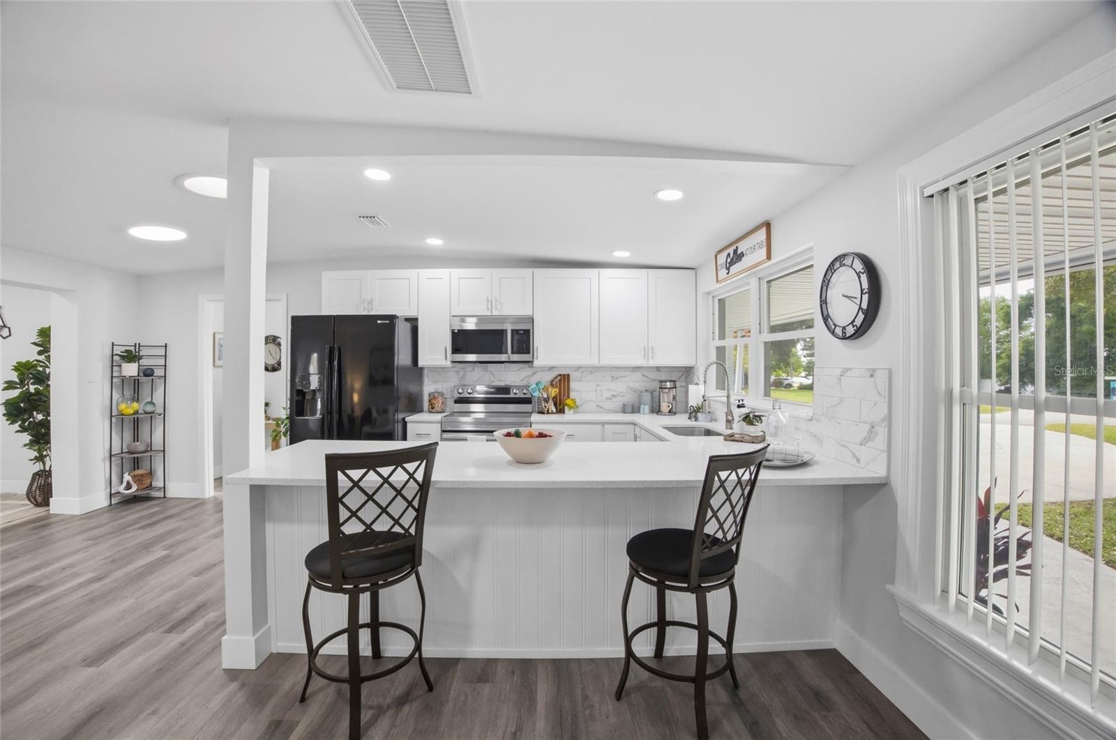 Image 10 of 38 For 1511 4th Street Sw