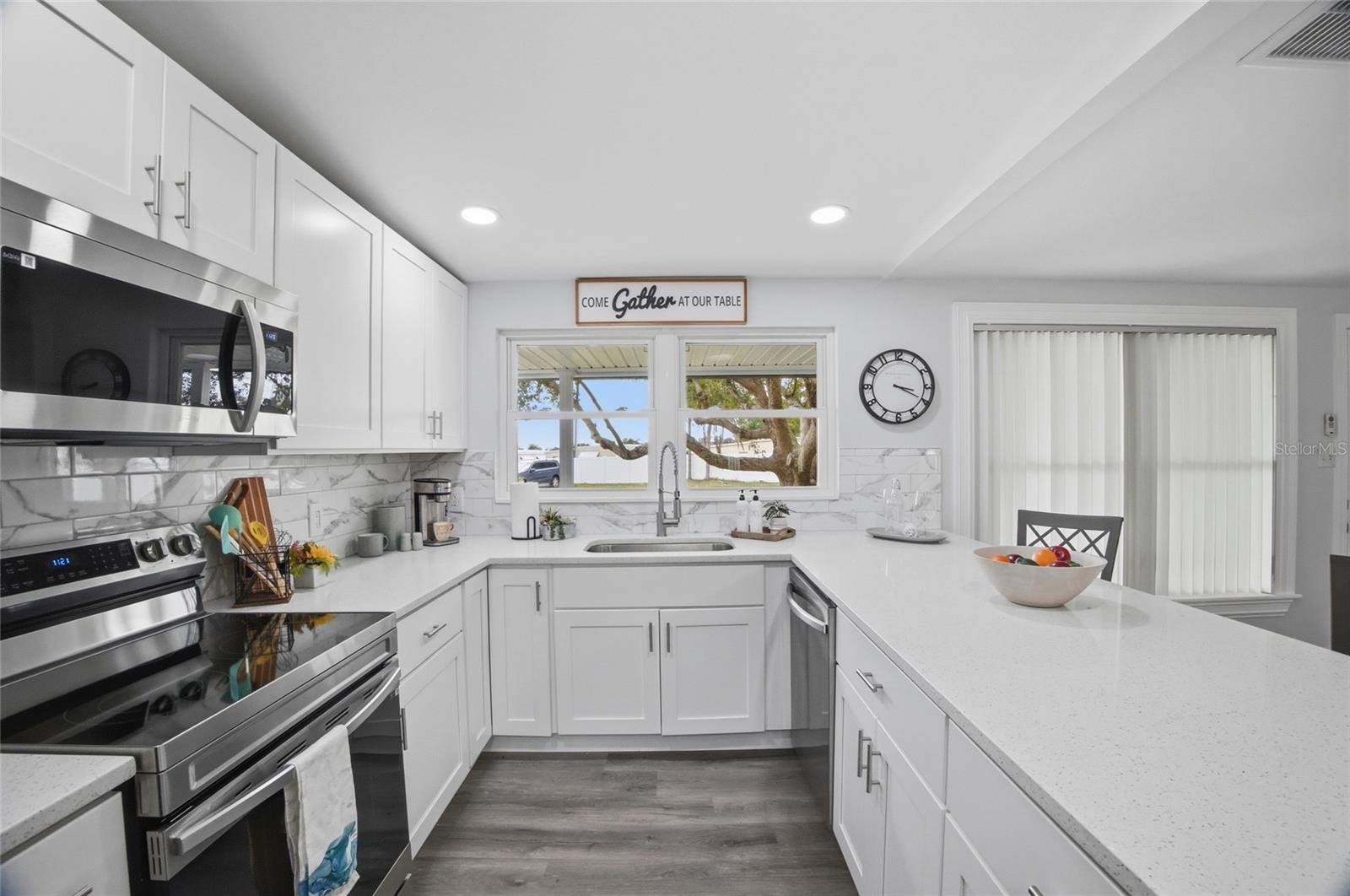 Image 9 of 38 For 1511 4th Street Sw