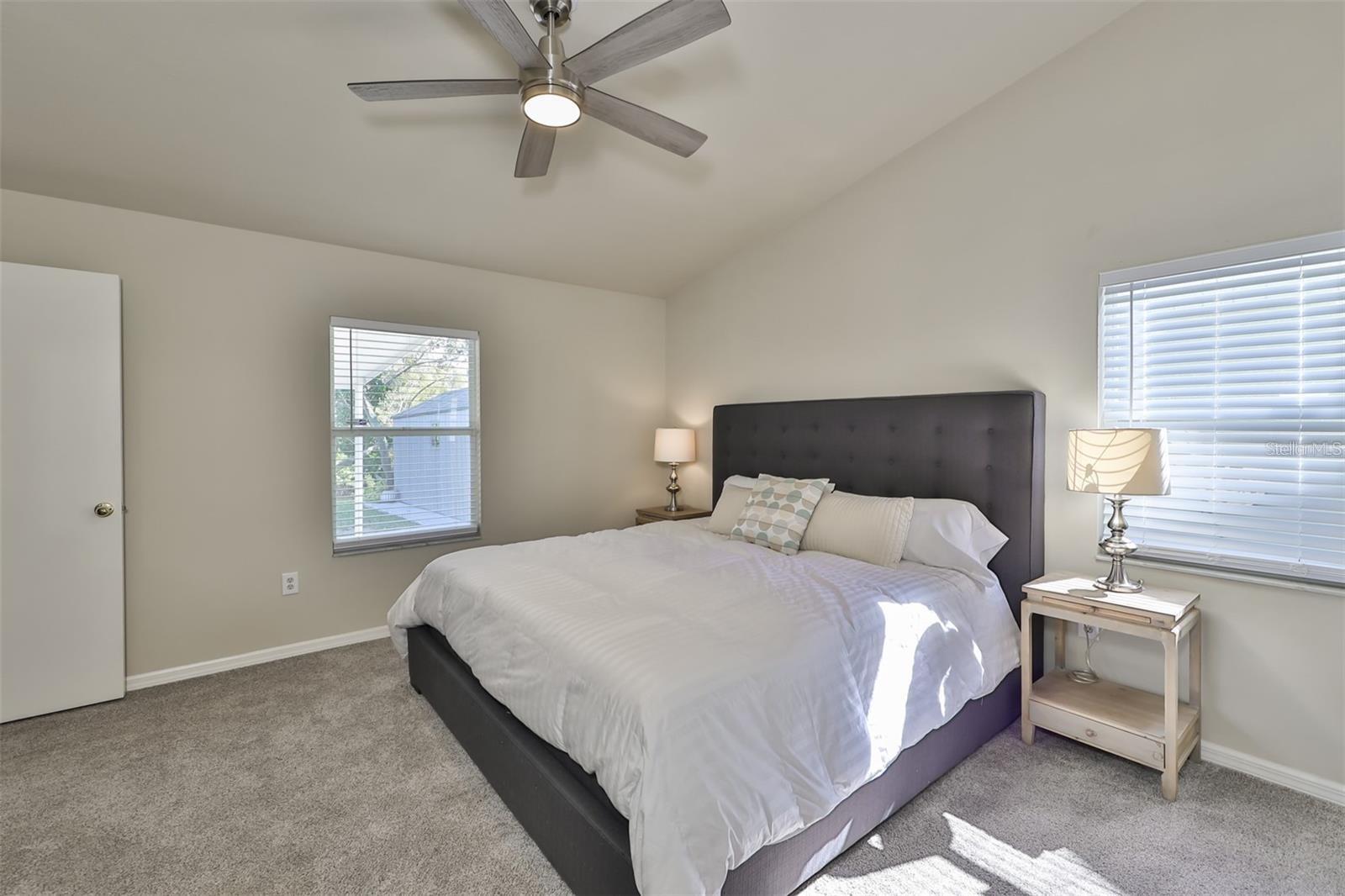 Image 17 of 36 For 128 Lookout Drive