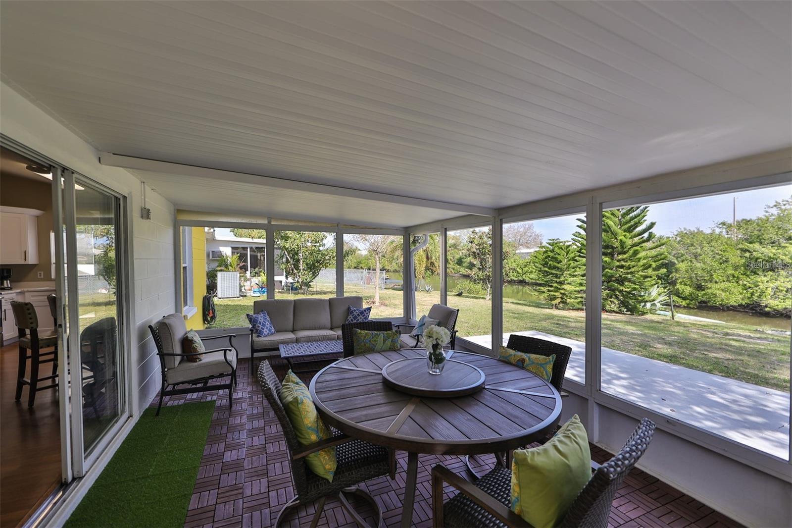 Image 27 of 36 For 128 Lookout Drive