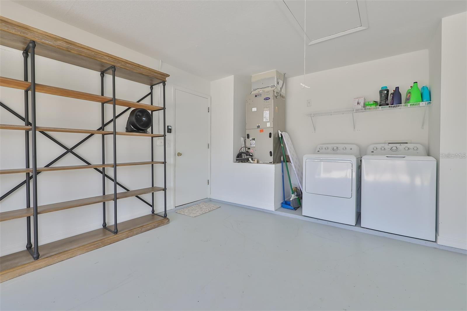 Image 30 of 36 For 128 Lookout Drive