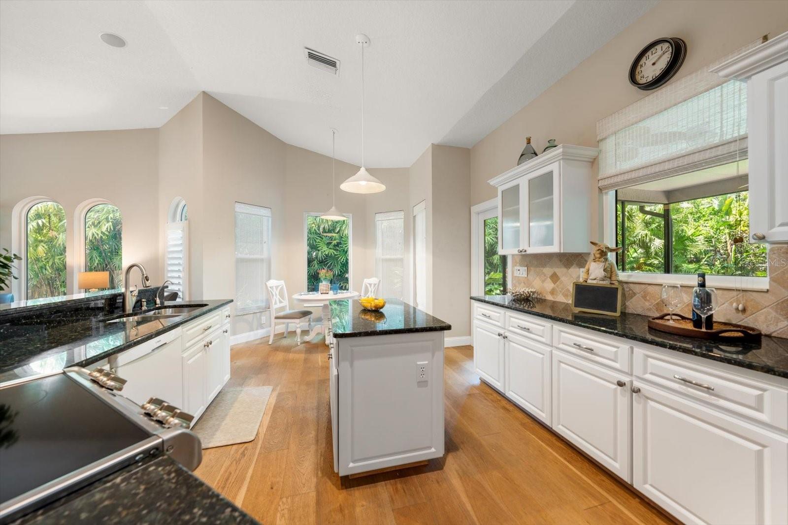 Image 10 of 55 For 1211 Willowick Circle