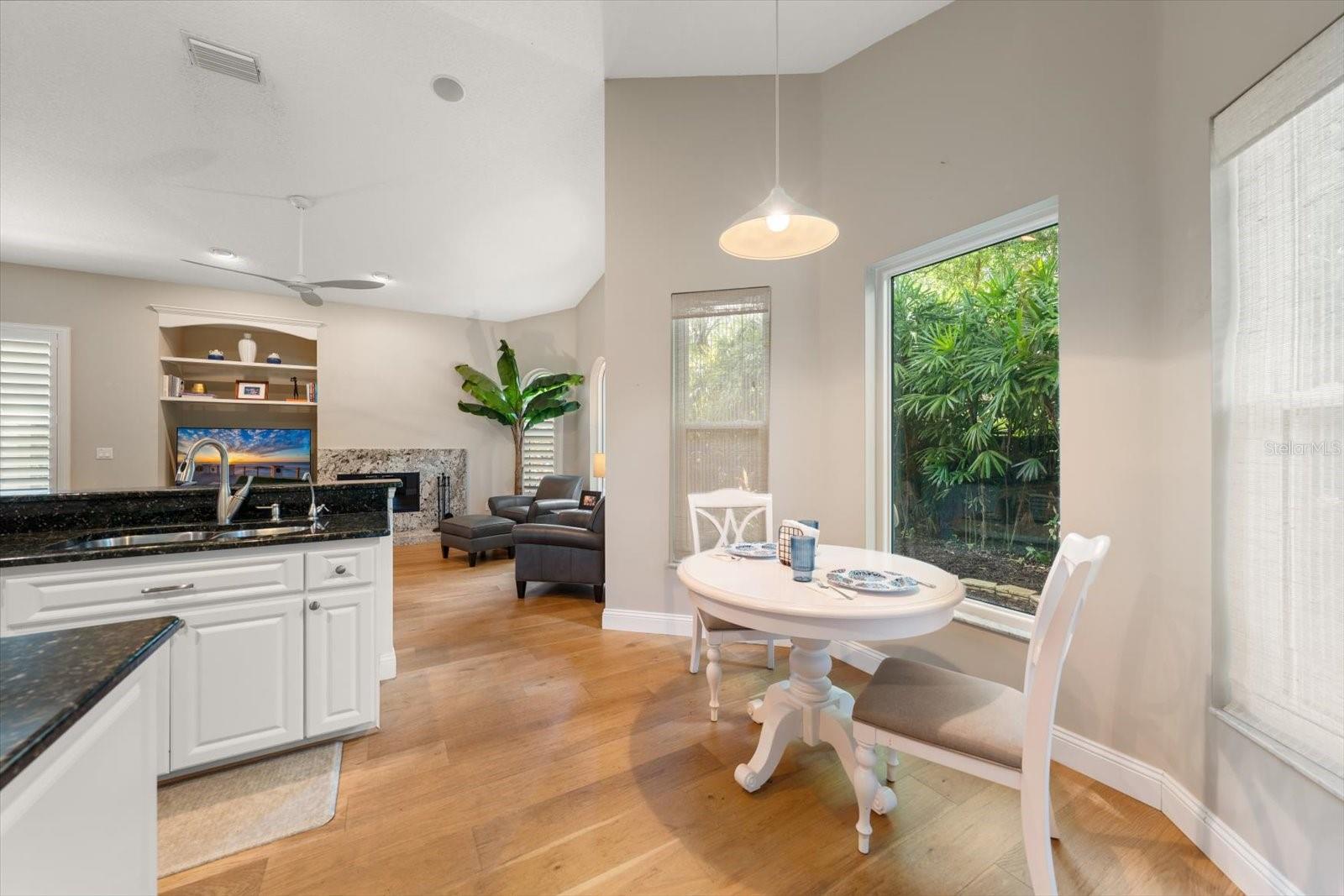 Image 12 of 55 For 1211 Willowick Circle