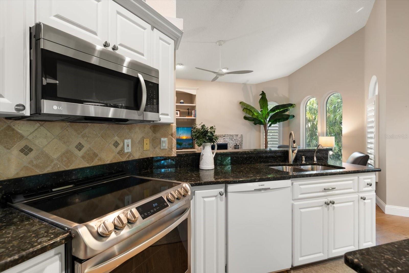 Image 13 of 55 For 1211 Willowick Circle