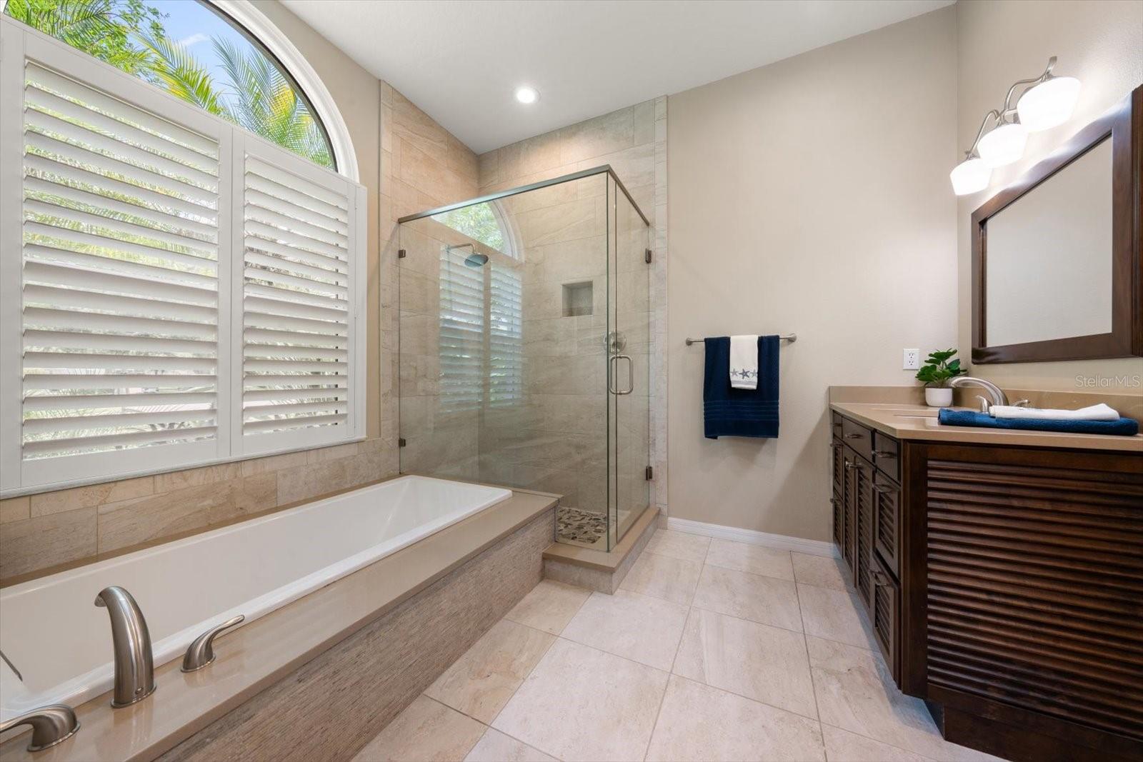 Image 33 of 55 For 1211 Willowick Circle