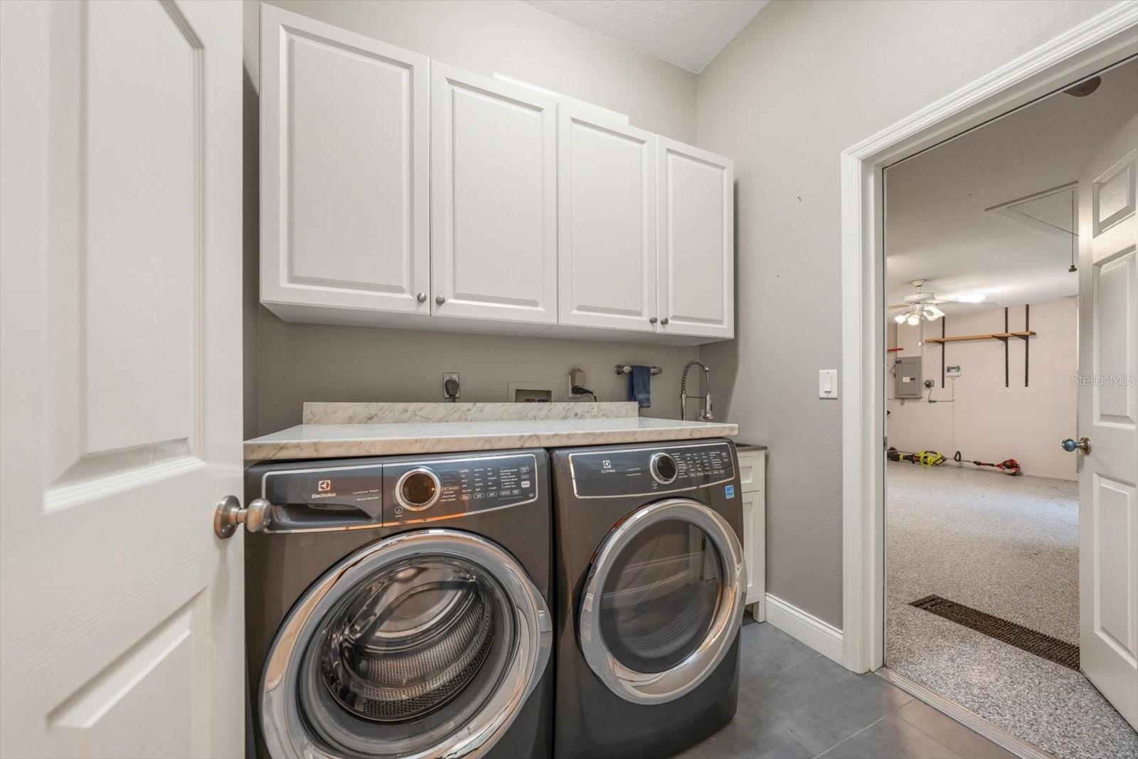 Image 37 of 55 For 1211 Willowick Circle