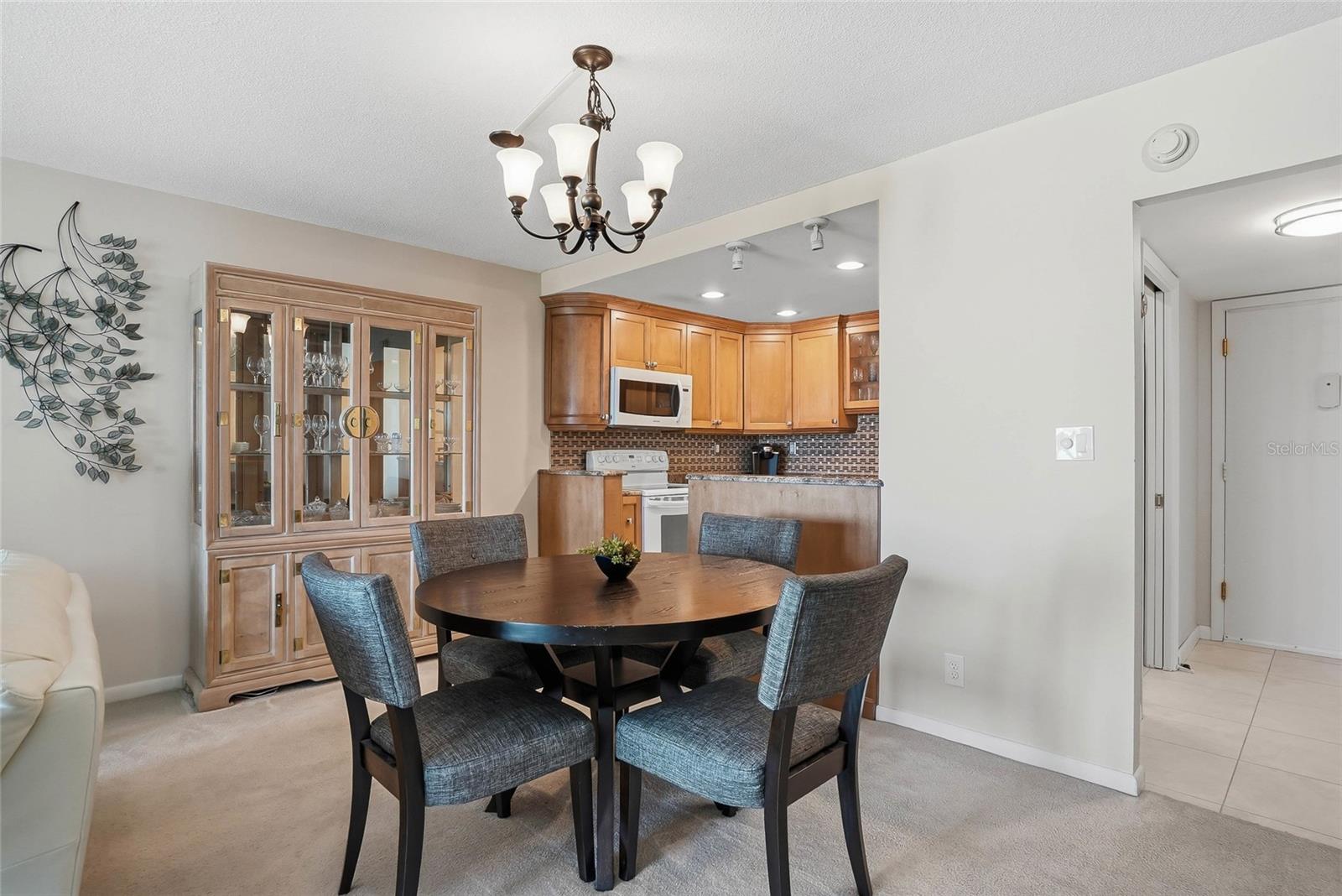 Image 5 of 30 For 420 64th Avenue 602