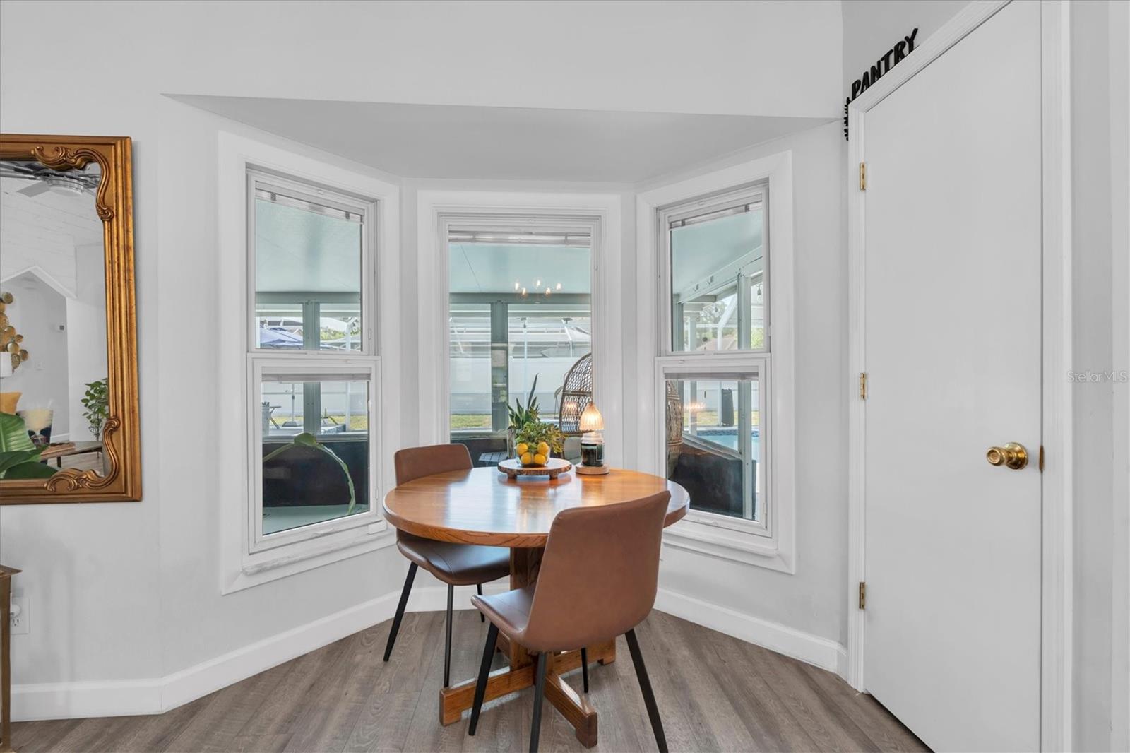 Image 14 of 44 For 7424 Swan Lake Drive