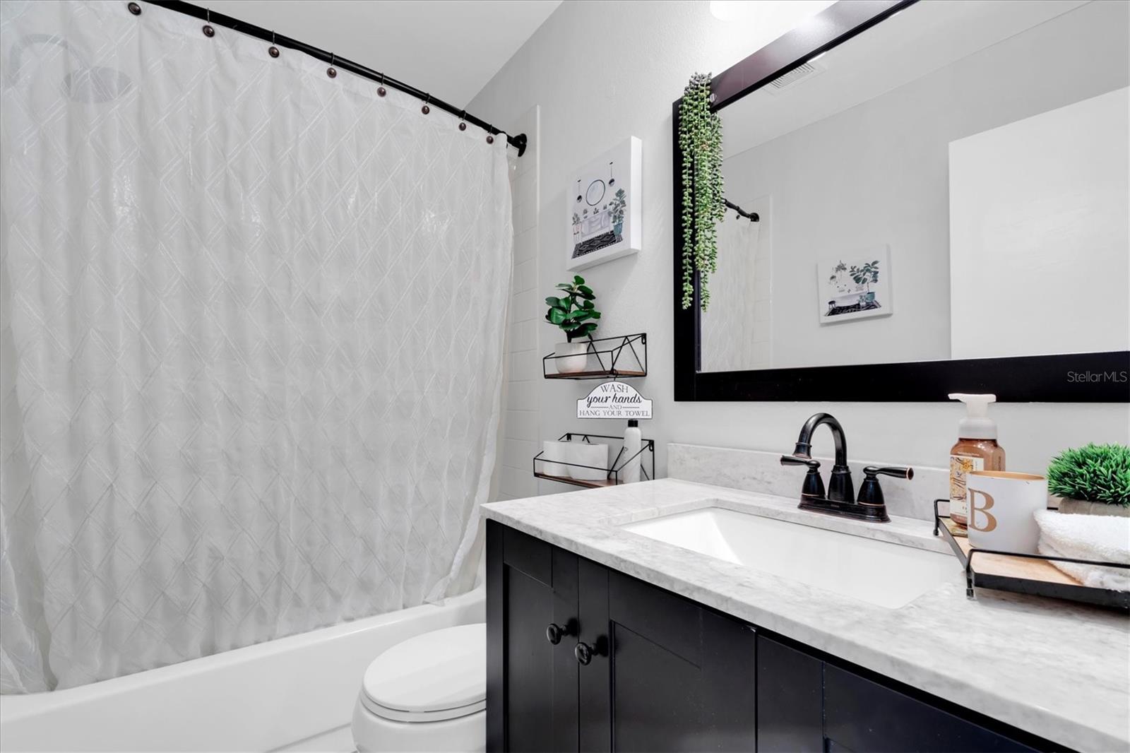 Image 19 of 44 For 7424 Swan Lake Drive