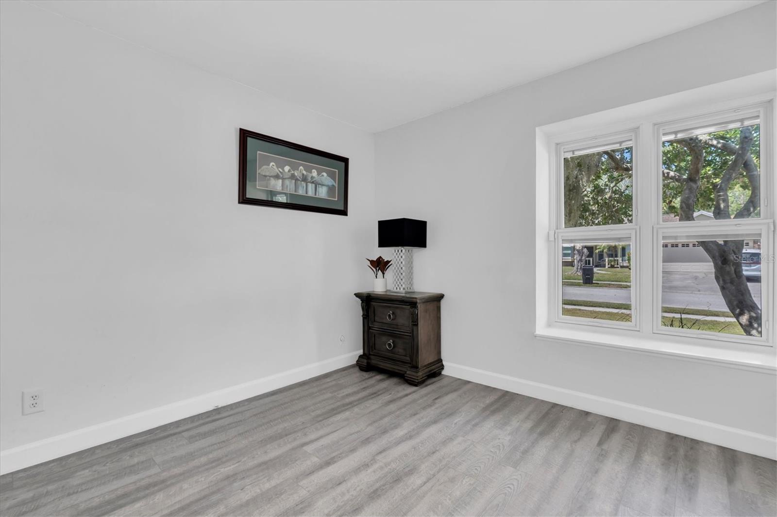 Image 20 of 44 For 7424 Swan Lake Drive