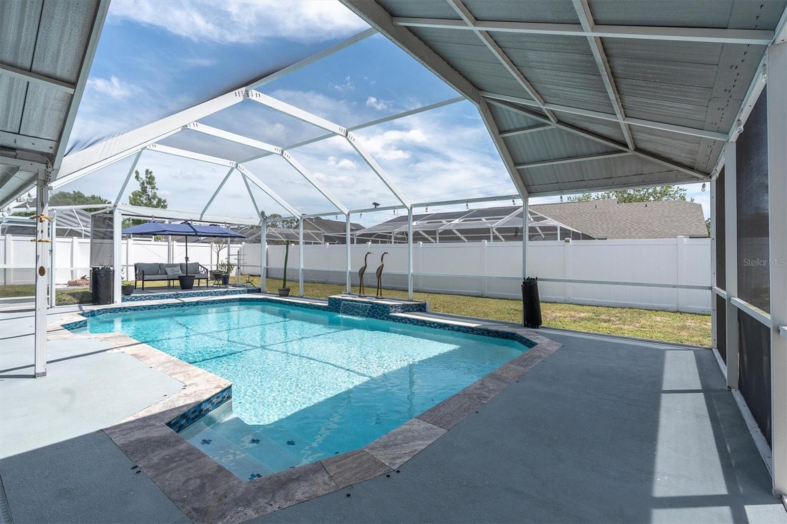 Image 28 of 44 For 7424 Swan Lake Drive