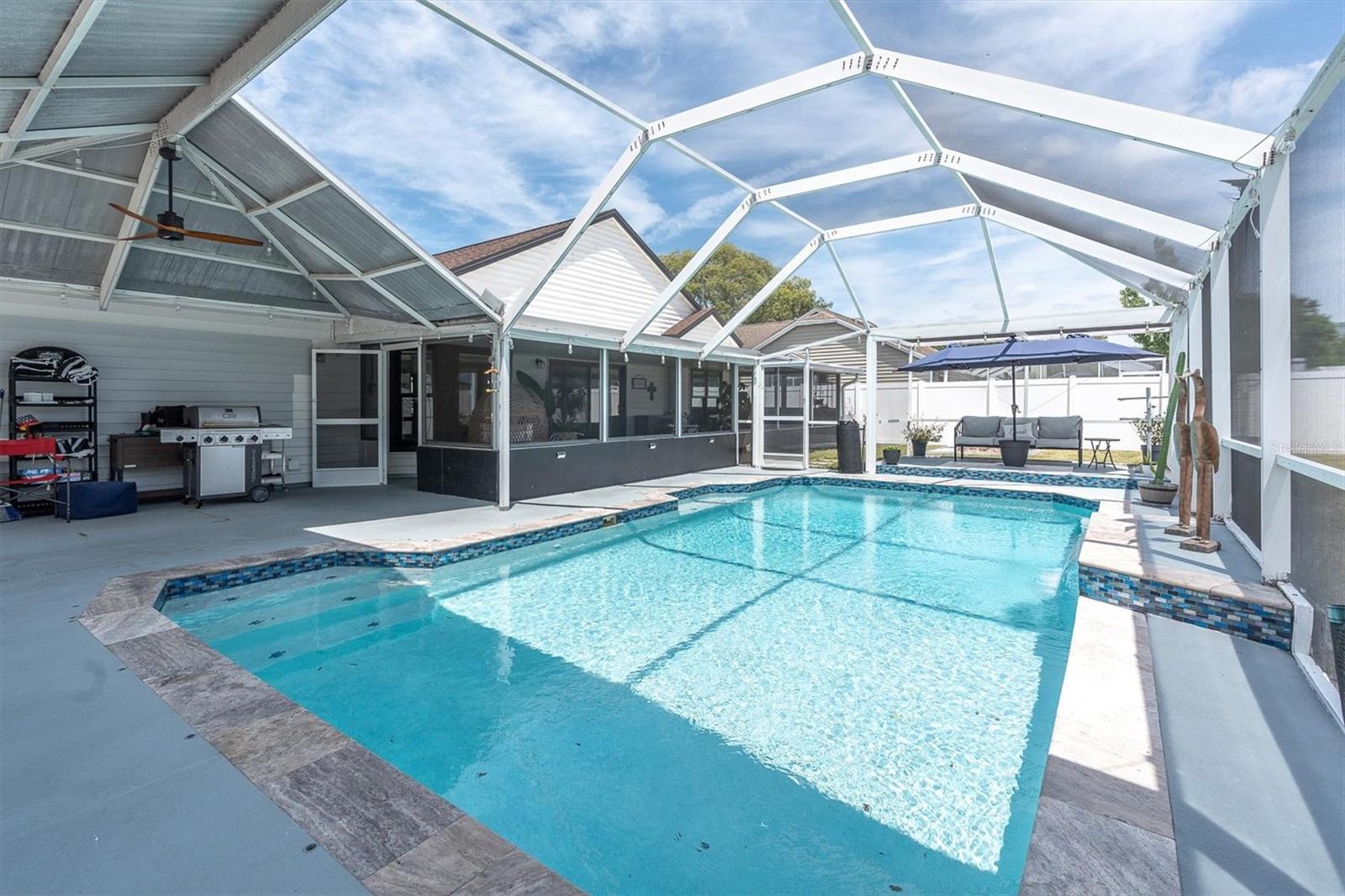 Image 30 of 44 For 7424 Swan Lake Drive