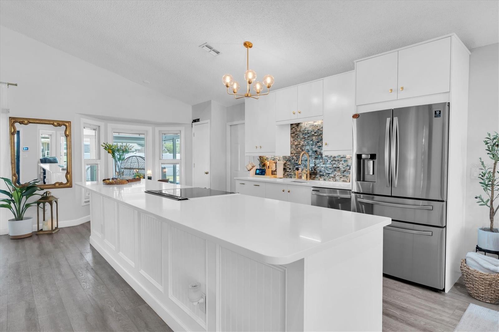 Image 8 of 44 For 7424 Swan Lake Drive