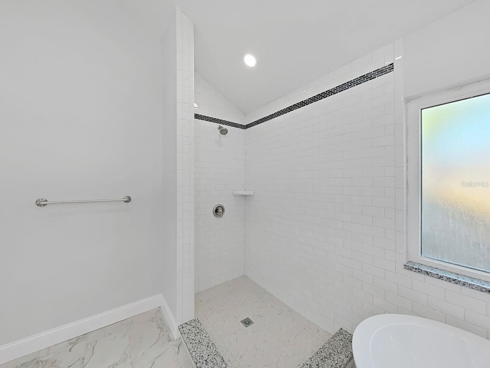 Listing photo id 24 for 10328 Rainbow Oaks Drive