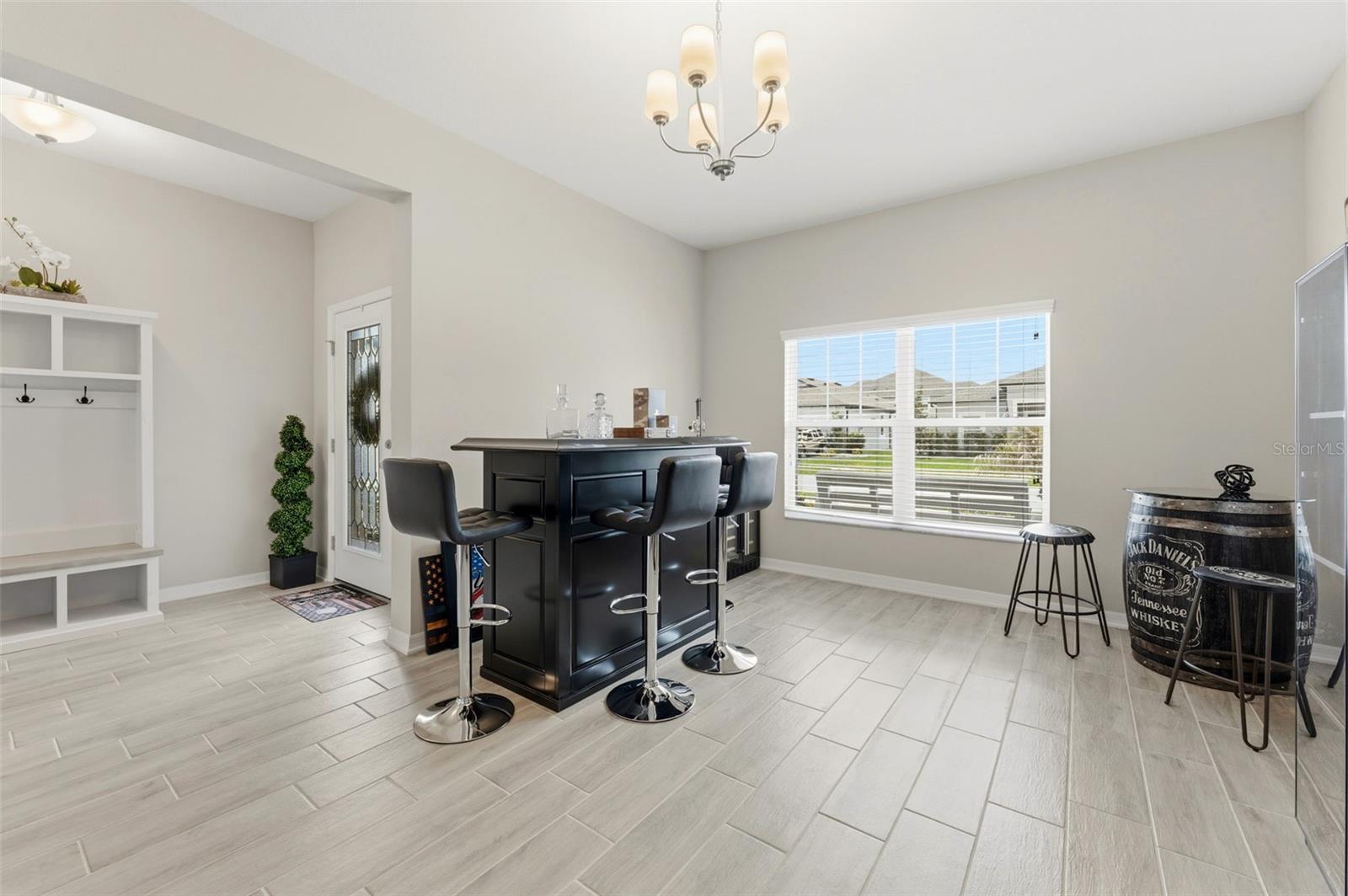 Image 12 of 50 For 12451 Nouveau Avenue