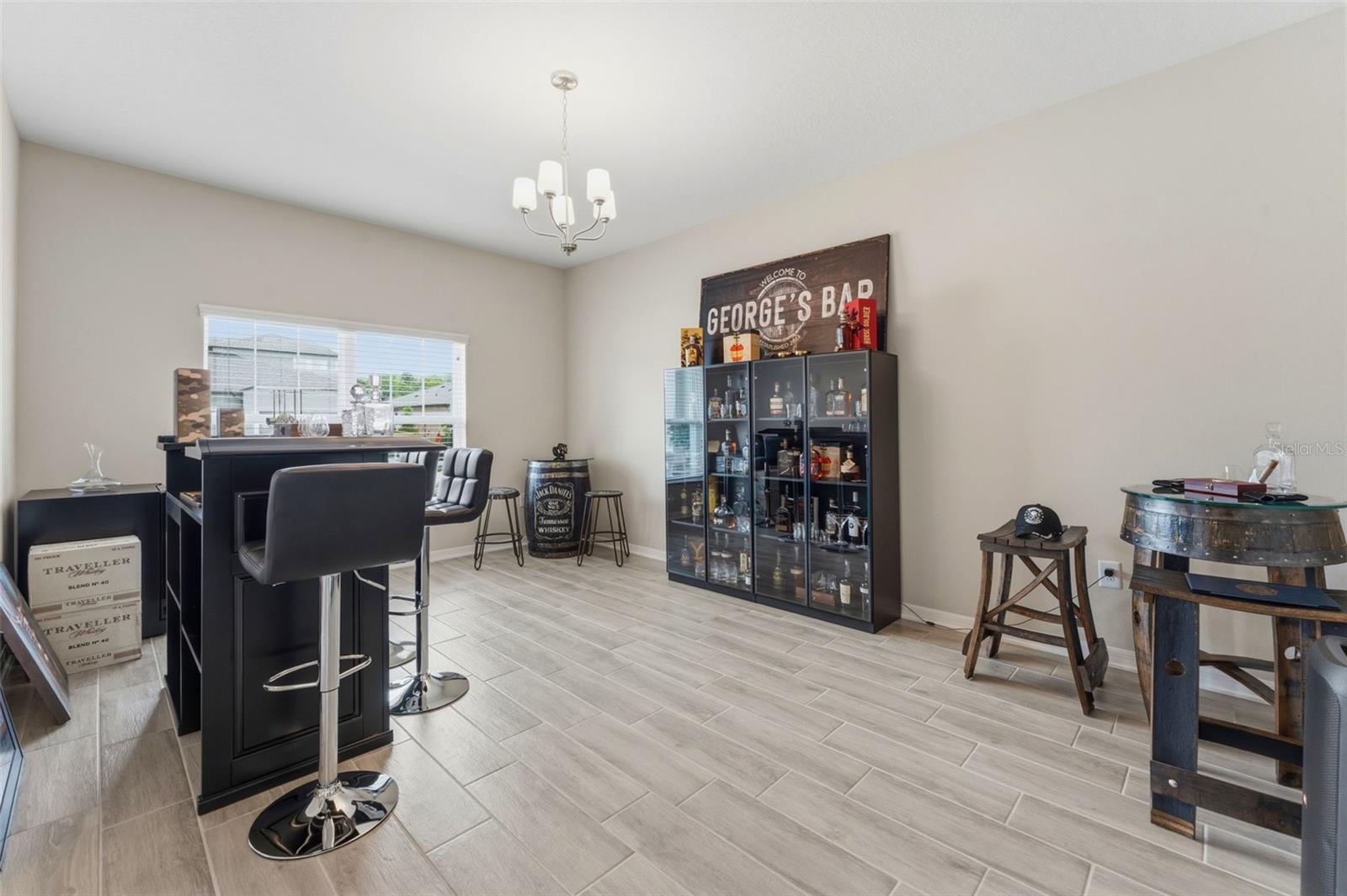 Image 13 of 50 For 12451 Nouveau Avenue