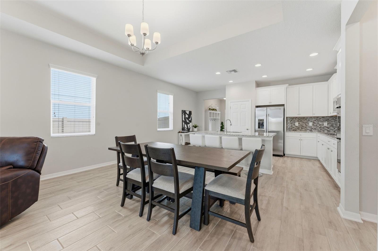 Image 16 of 50 For 12451 Nouveau Avenue