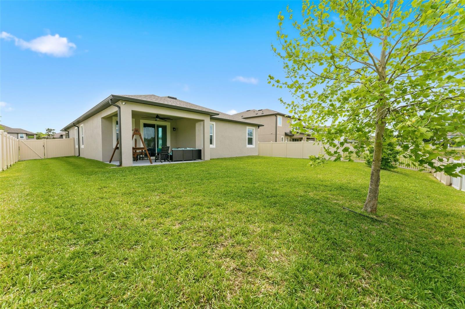 Image 38 of 50 For 12451 Nouveau Avenue