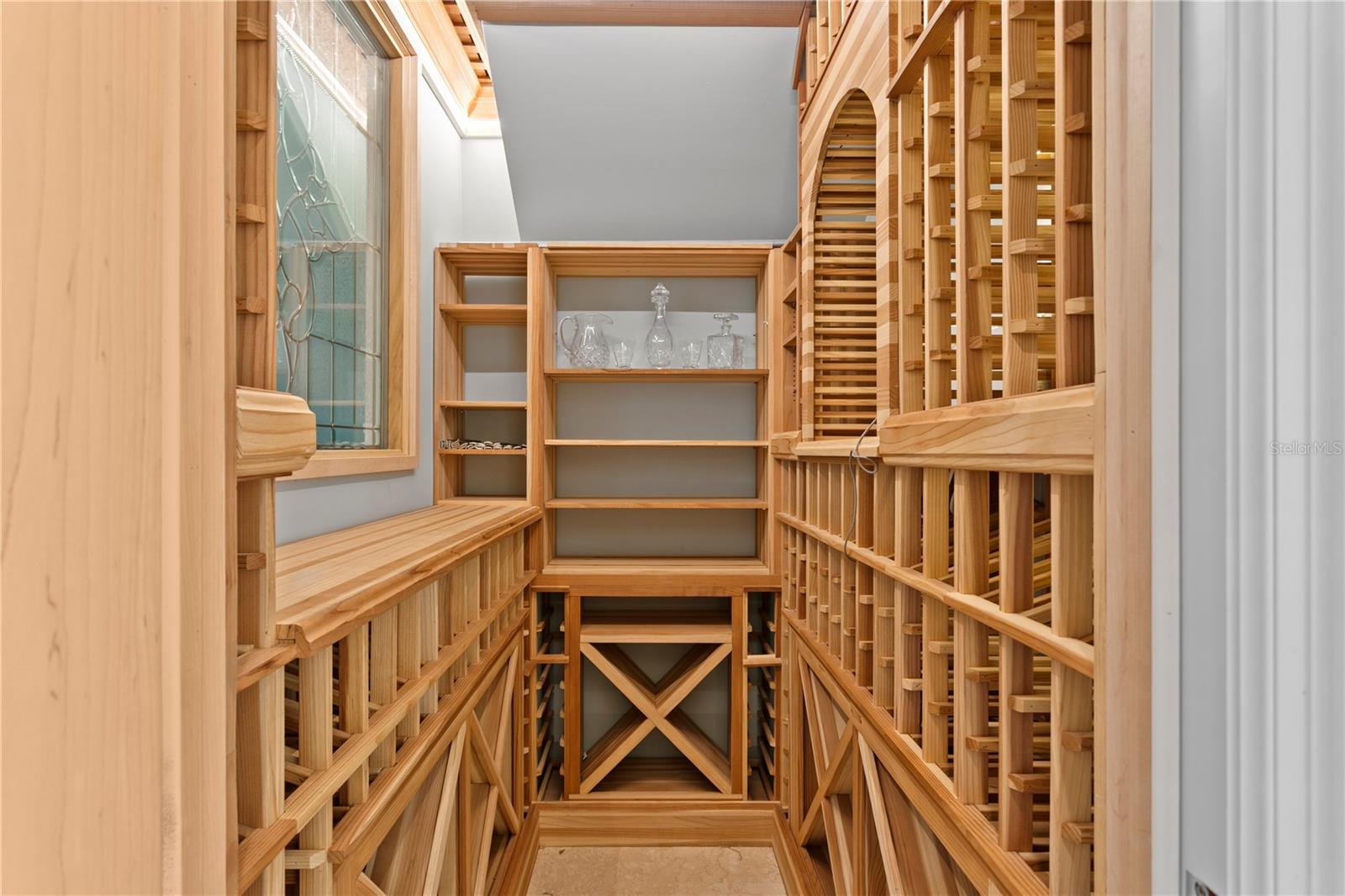 Image 12 of 100 For 52 Ladoga Avenue