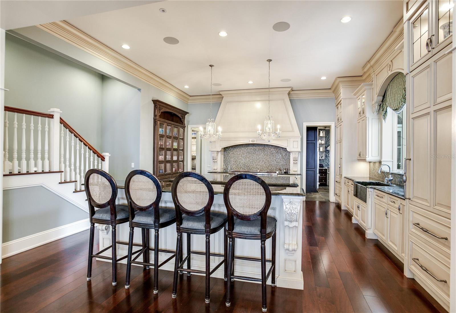 Image 23 of 100 For 52 Ladoga Avenue