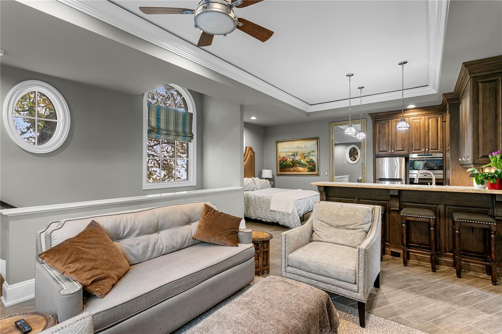 Image 29 of 100 For 52 Ladoga Avenue