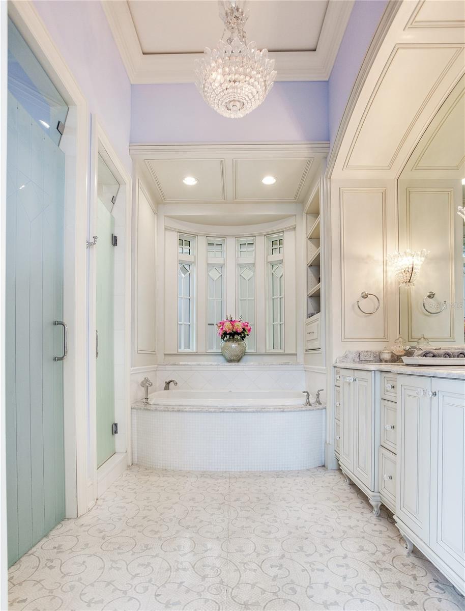 Image 37 of 100 For 52 Ladoga Avenue