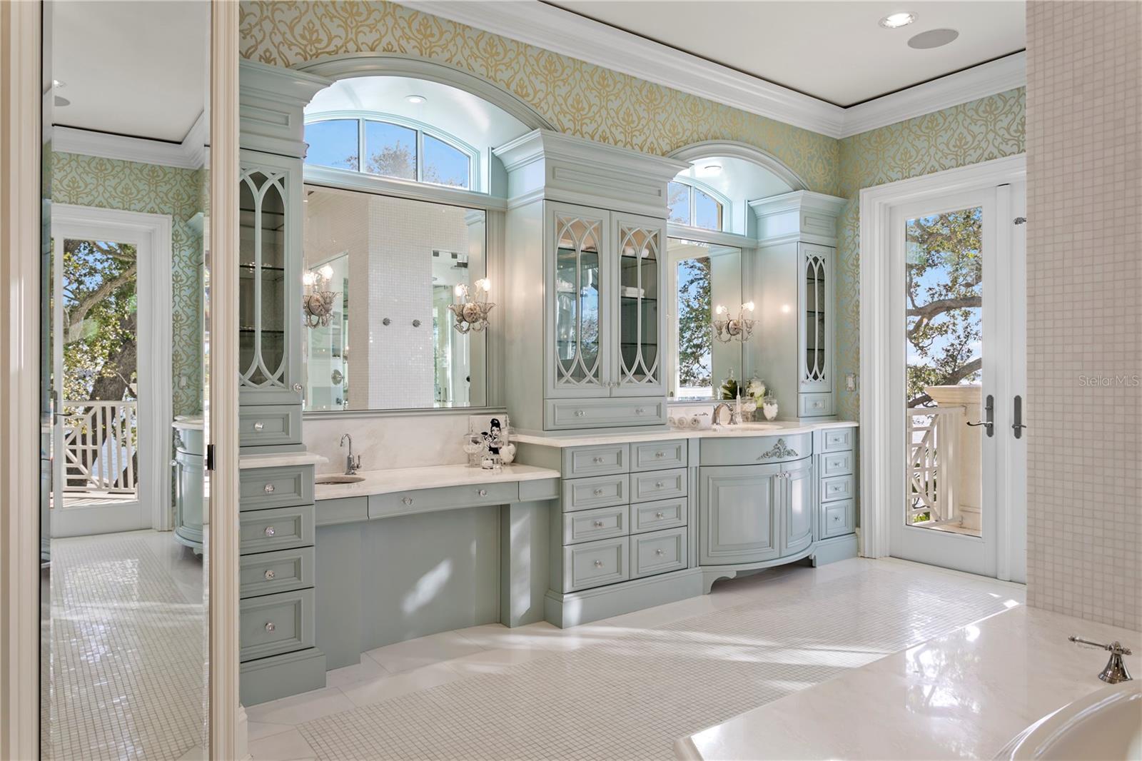 Image 52 of 100 For 52 Ladoga Avenue